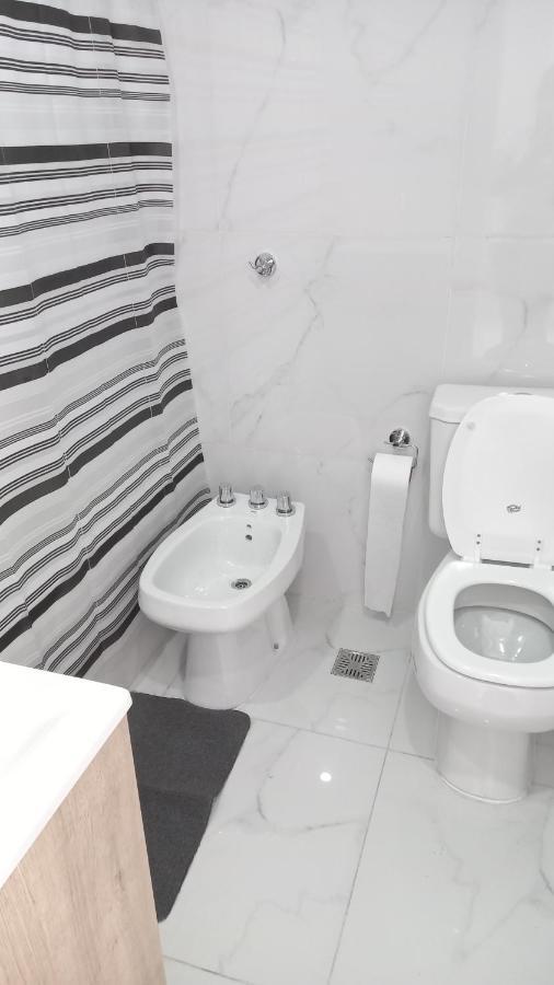 Centro Norte Ll A 400 Mts Del Centro Con Cochera Incluida Bahia Blanca Ngoại thất bức ảnh